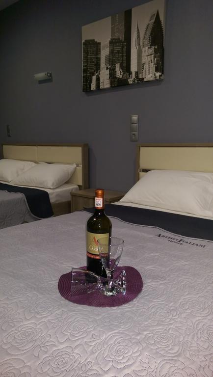 Aimilias Family Apartments Nea Vrasna Bagian luar foto