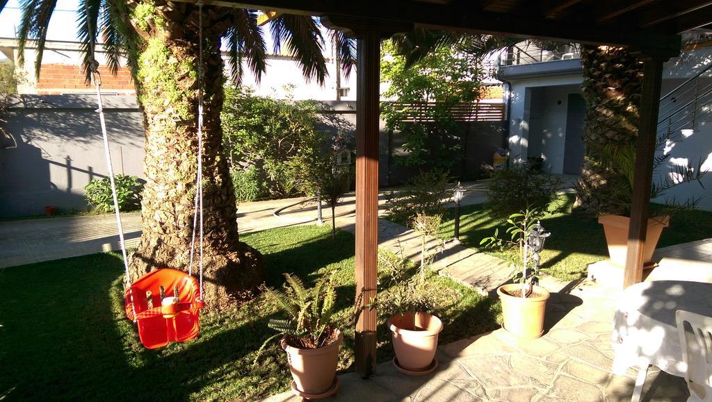 Aimilias Family Apartments Nea Vrasna Bagian luar foto