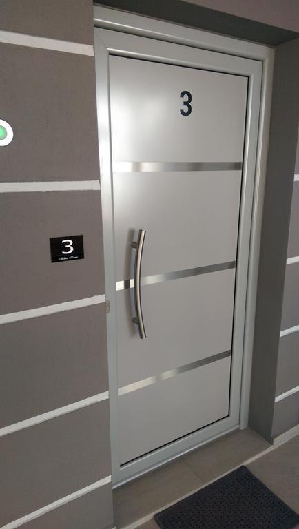 Aimilias Family Apartments Nea Vrasna Bagian luar foto