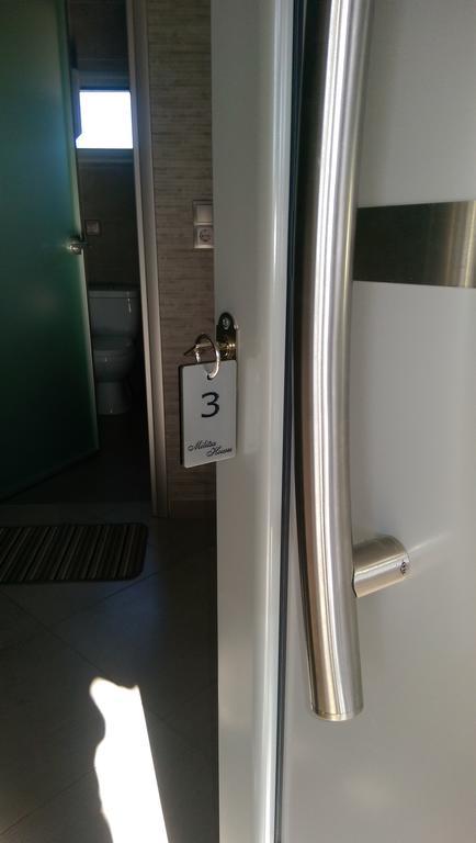 Aimilias Family Apartments Nea Vrasna Bagian luar foto