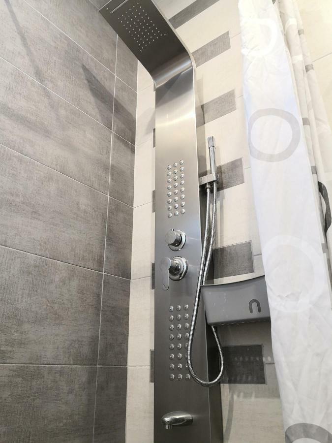 Aimilias Family Apartments Nea Vrasna Bagian luar foto